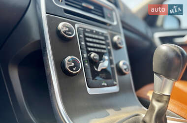 Универсал Volvo V60 2011 в 