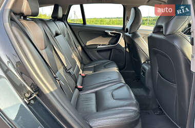 Универсал Volvo V60 2012 в 