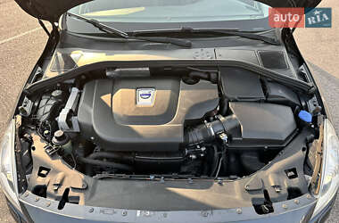 Универсал Volvo V60 2012 в 