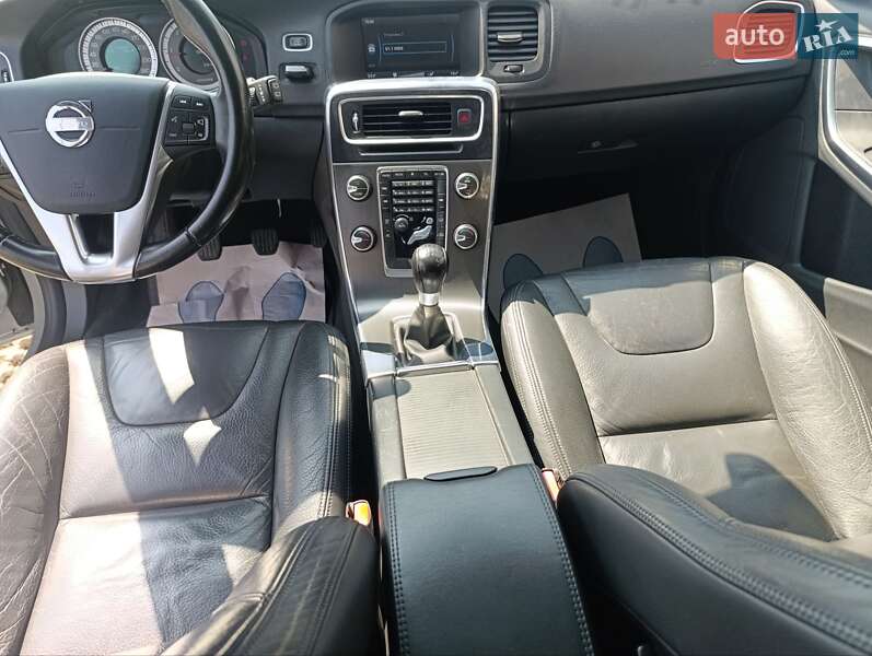 Универсал Volvo V60 2011 в Львове фото 24 Универсал Volvo V60 2011 в Львове