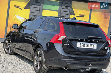 Универсал Volvo V60 2015 в 
