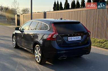 Универсал Volvo V60 2015 в 