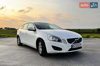 Универсал Volvo V60 2011 в 