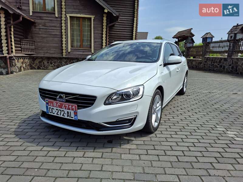 Универсал Volvo V60 2014 в 