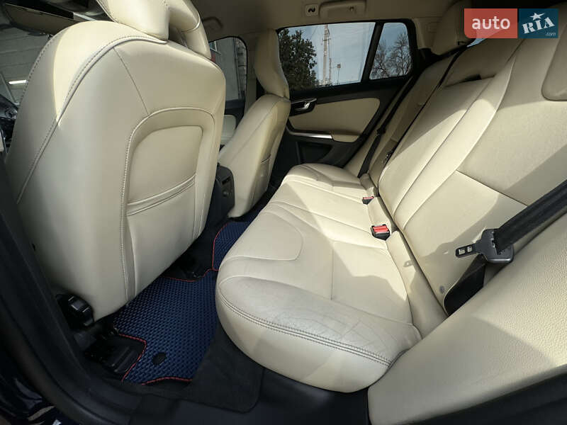 Универсал Volvo V60 2016 в Харькове
