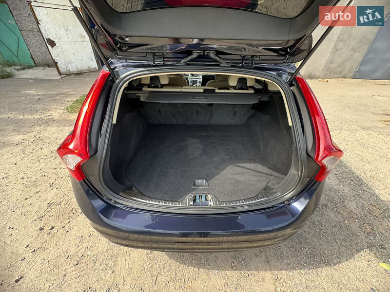 Универсал Volvo V60 2016 в Харькове