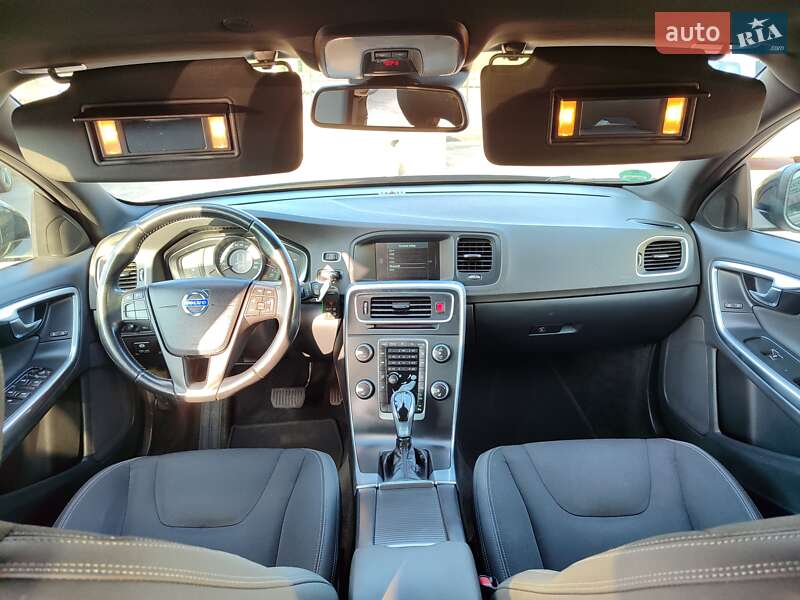 Универсал Volvo V60 2014 в Киеве