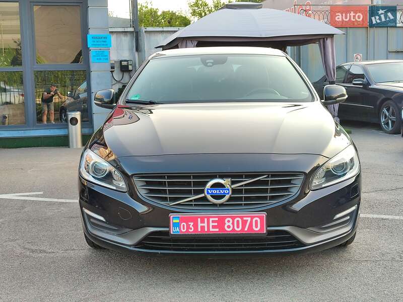 Универсал Volvo V60 2014 в Киеве