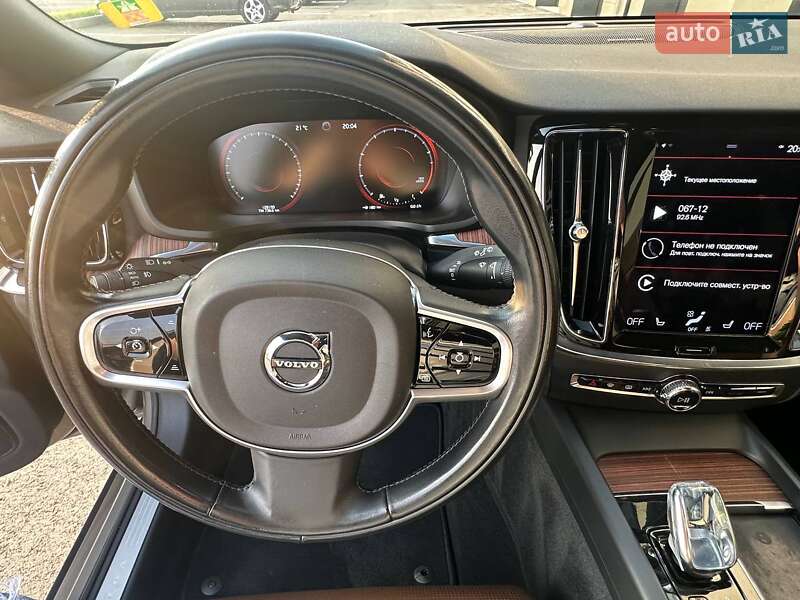 Универсал Volvo V60 2021 в Ровно