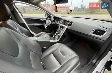 Универсал Volvo V60 2014 в 