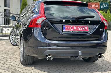 Универсал Volvo V60 2012 в 