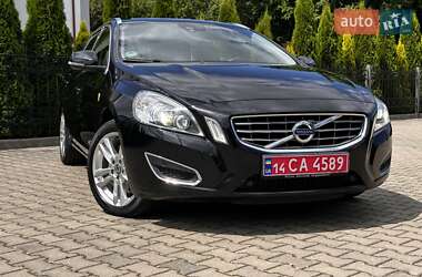 Универсал Volvo V60 2012 в 