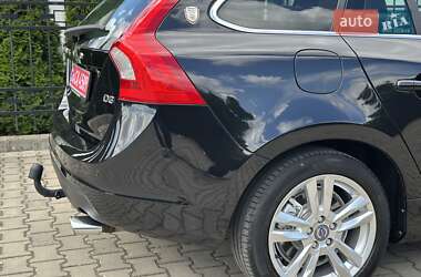 Универсал Volvo V60 2012 в 