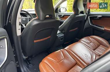 Универсал Volvo V60 2012 в 