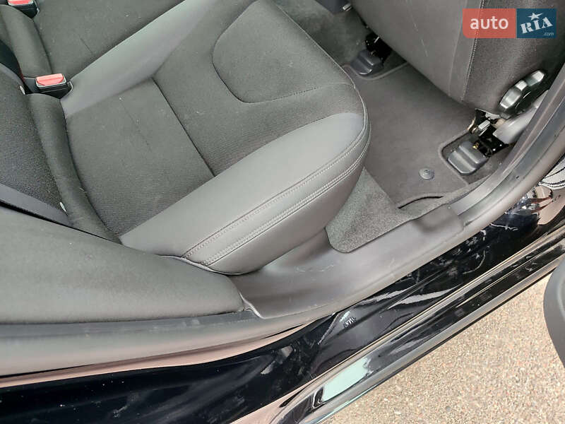 Универсал Volvo V60 2012 в Киеве