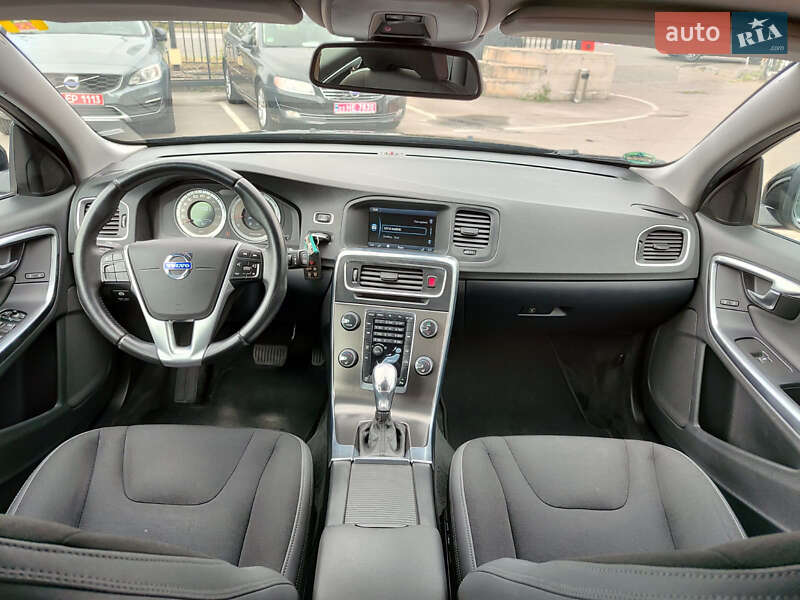 Универсал Volvo V60 2012 в Киеве