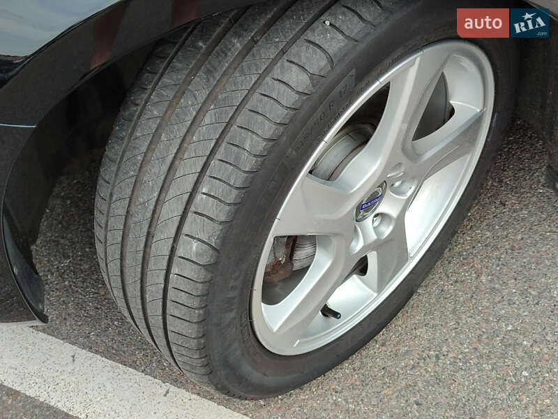 Универсал Volvo V60 2012 в Киеве