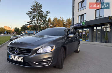 Универсал Volvo V60 2016 в 