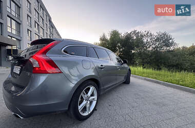 Универсал Volvo V60 2016 в 