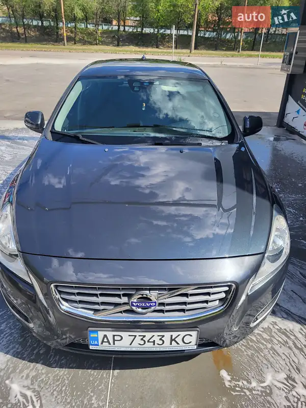 Volvo V60 2012