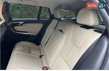 Универсал Volvo V60 2011 в 