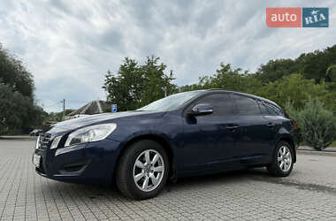 Универсал Volvo V60 2012 в 