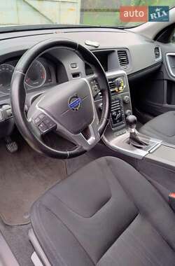 Универсал Volvo V60 2011 в 