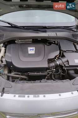 Универсал Volvo V60 2011 в 