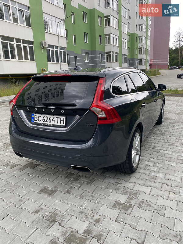 Универсал Volvo V60 2014 в Новояворовске фото 4 Универсал Volvo V60 2014 в Новояворовске
