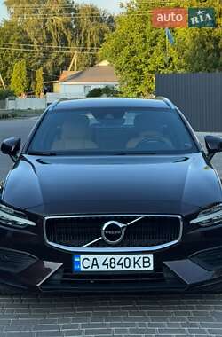 Універсал Volvo V60 2019 в Шполі