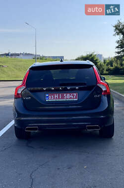 Универсал Volvo V60 2014 в 