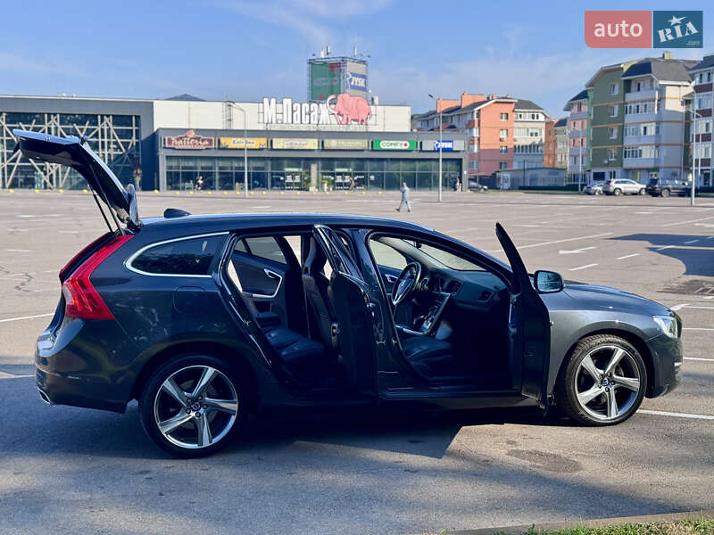 Универсал Volvo V60 2014 в Киеве