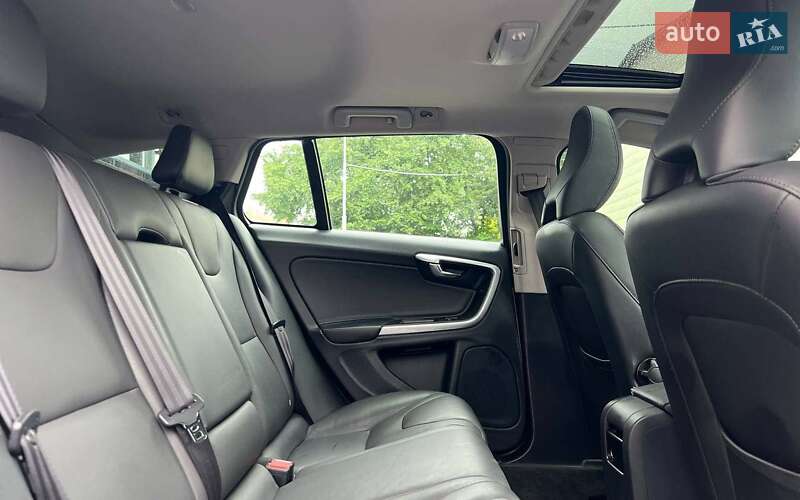 Універсал Volvo V60 2013 в Івано-Франківську