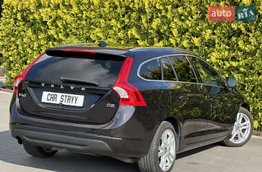 Универсал Volvo V60 2012 в 