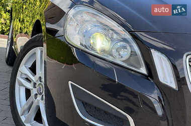 Универсал Volvo V60 2012 в 