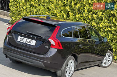 Универсал Volvo V60 2012 в 