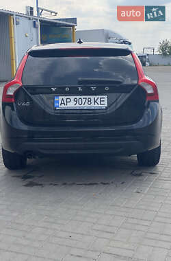 Универсал Volvo V60 2012 в 