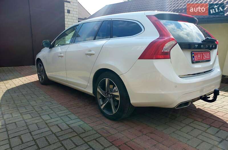 Універсал Volvo V60 2014 в Бродах