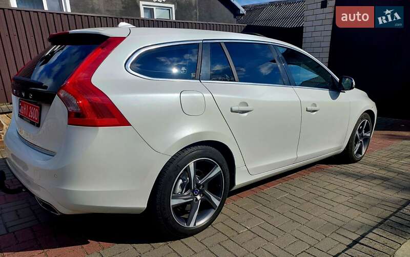 Універсал Volvo V60 2014 в Бродах