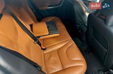 Универсал Volvo V60 2014 в 
