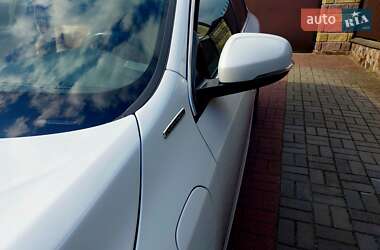 Универсал Volvo V60 2014 в 