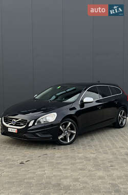 Универсал Volvo V60 2011 в 