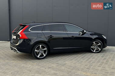 Универсал Volvo V60 2011 в 