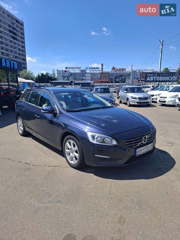Volvo V60 2014