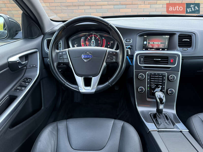 Универсал Volvo V60 2014 в Виннице
