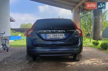 Универсал Volvo V60 2011 в 