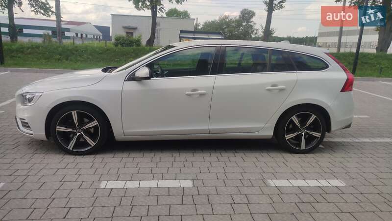 Универсал Volvo V60 2018 в Львове