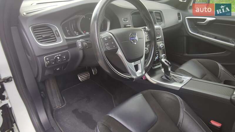 Универсал Volvo V60 2018 в Львове