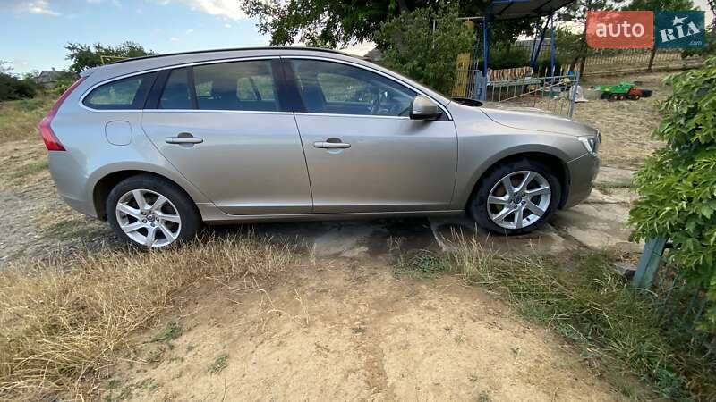 Універсал Volvo V60 2014 в Первомайську