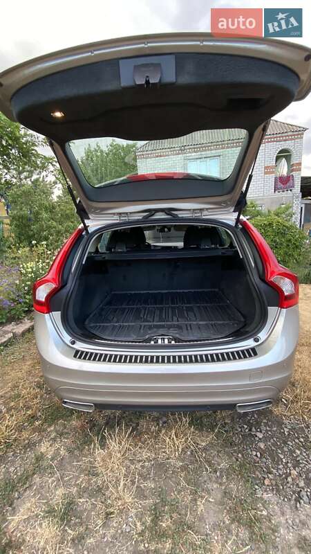 Універсал Volvo V60 2014 в Первомайську